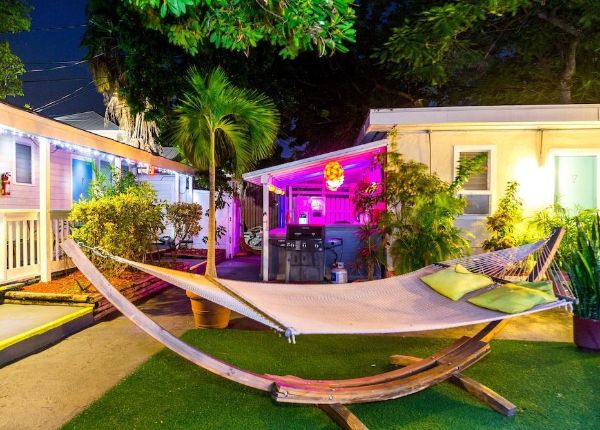Seashell Motel Key West Hostel in Key West Florida HRS